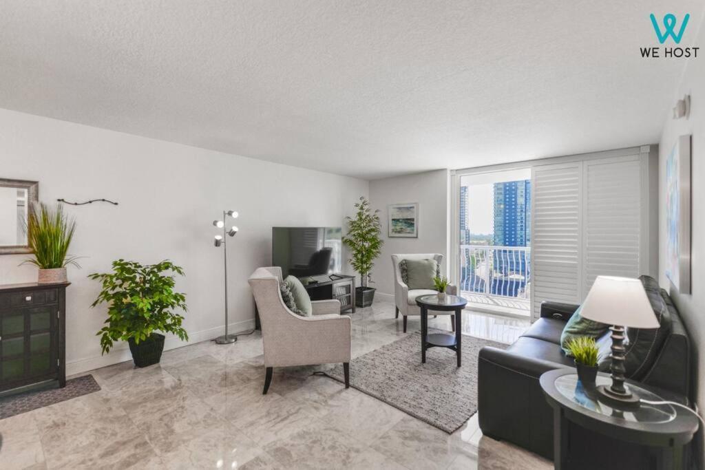 Amazing 3Br Condo At Brickell With City Views Miami Exterior photo
